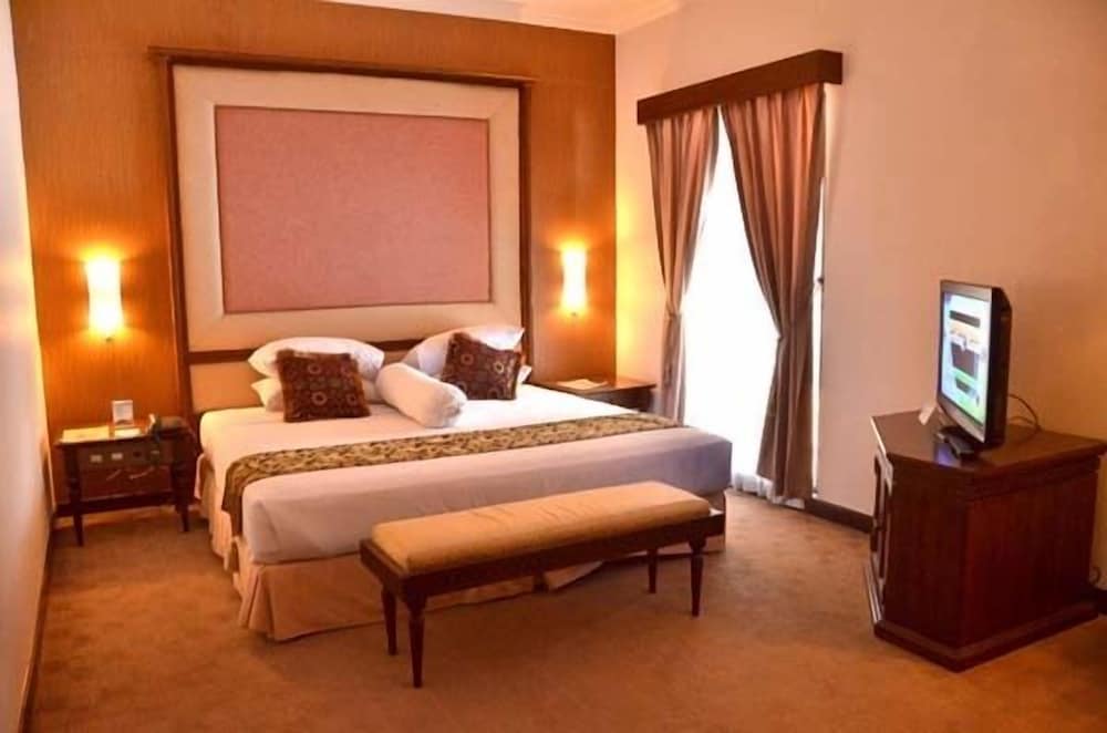 Bahari Inn Tegal 9/36