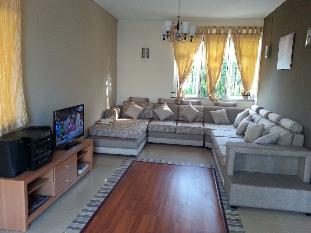 Krishangel Beach Apartment 18/31