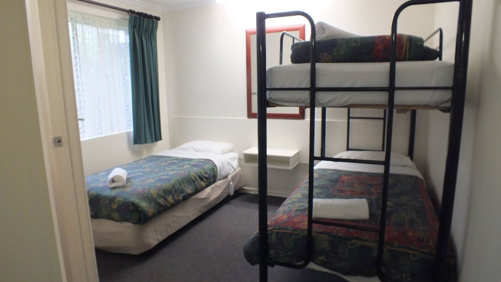 Apartment, Twin Beds, 1 Queen and 1 Single Bed, Bunk Bed, Garden View