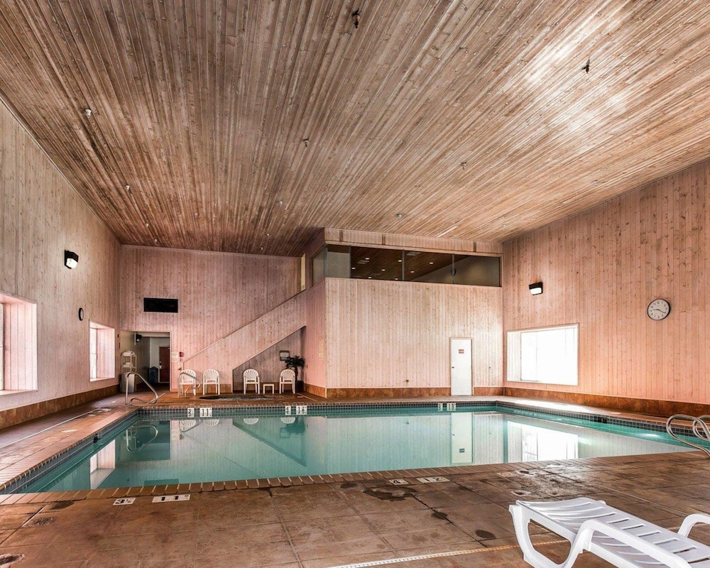 Quality Suites Moab near Arches National Park 20/42