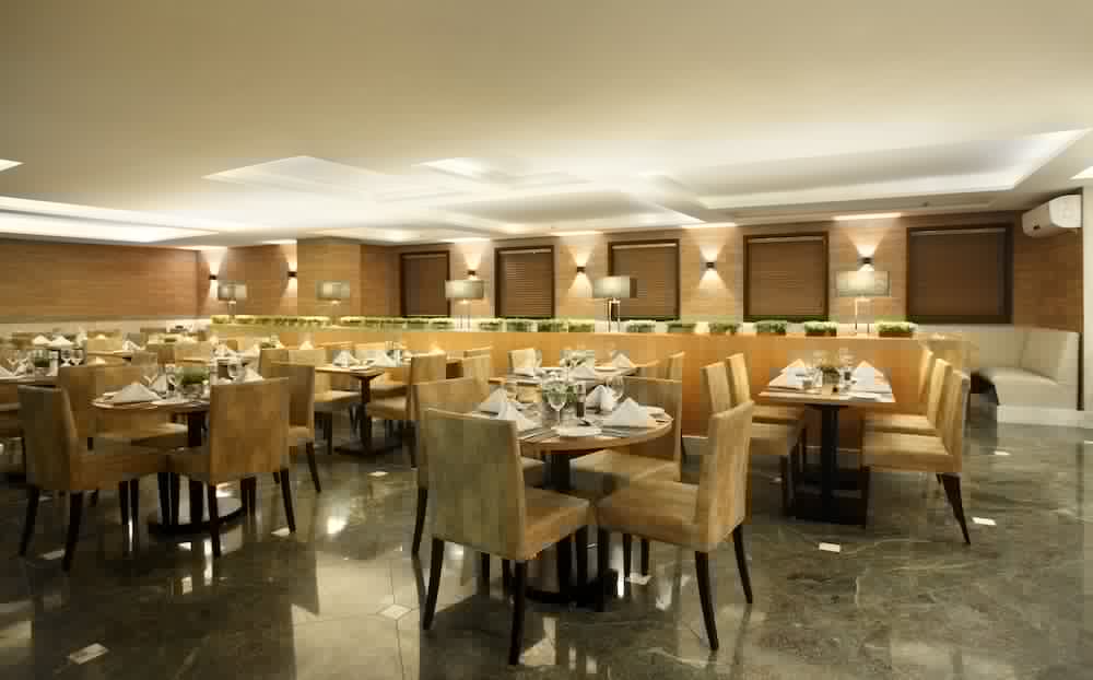 Royal Urban Macae Hotel 57/67