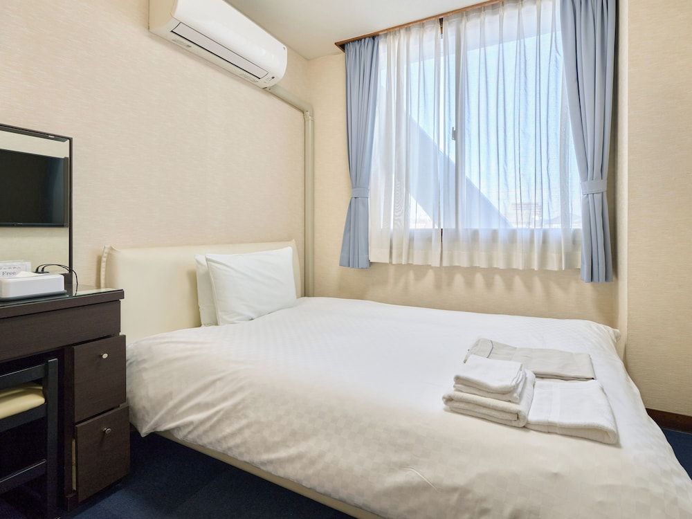 Okasan Hotel 25/58