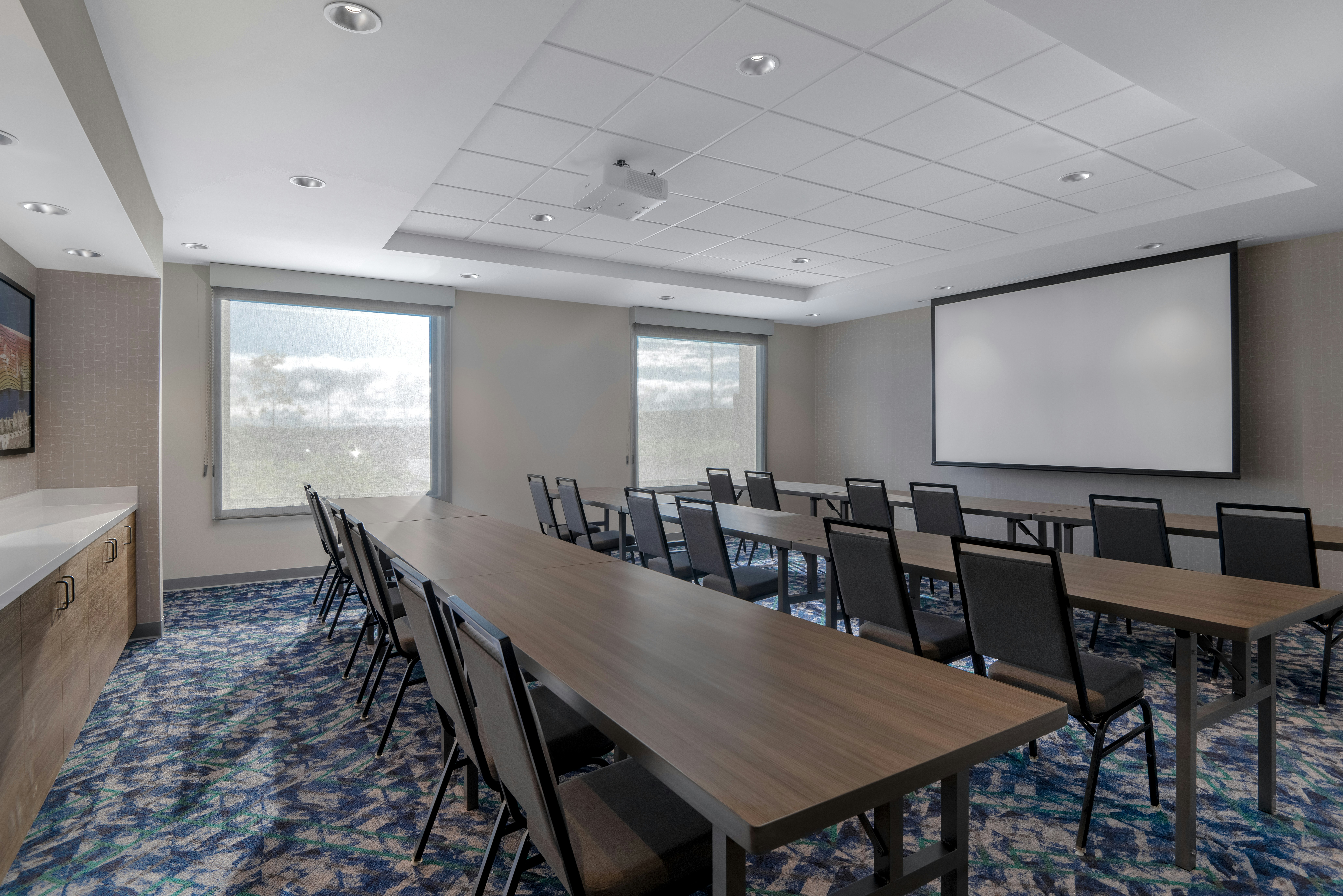 Home2 Suites by Hilton Sheboygan 23/29