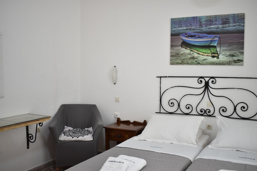Andriani's Guest House 8/50