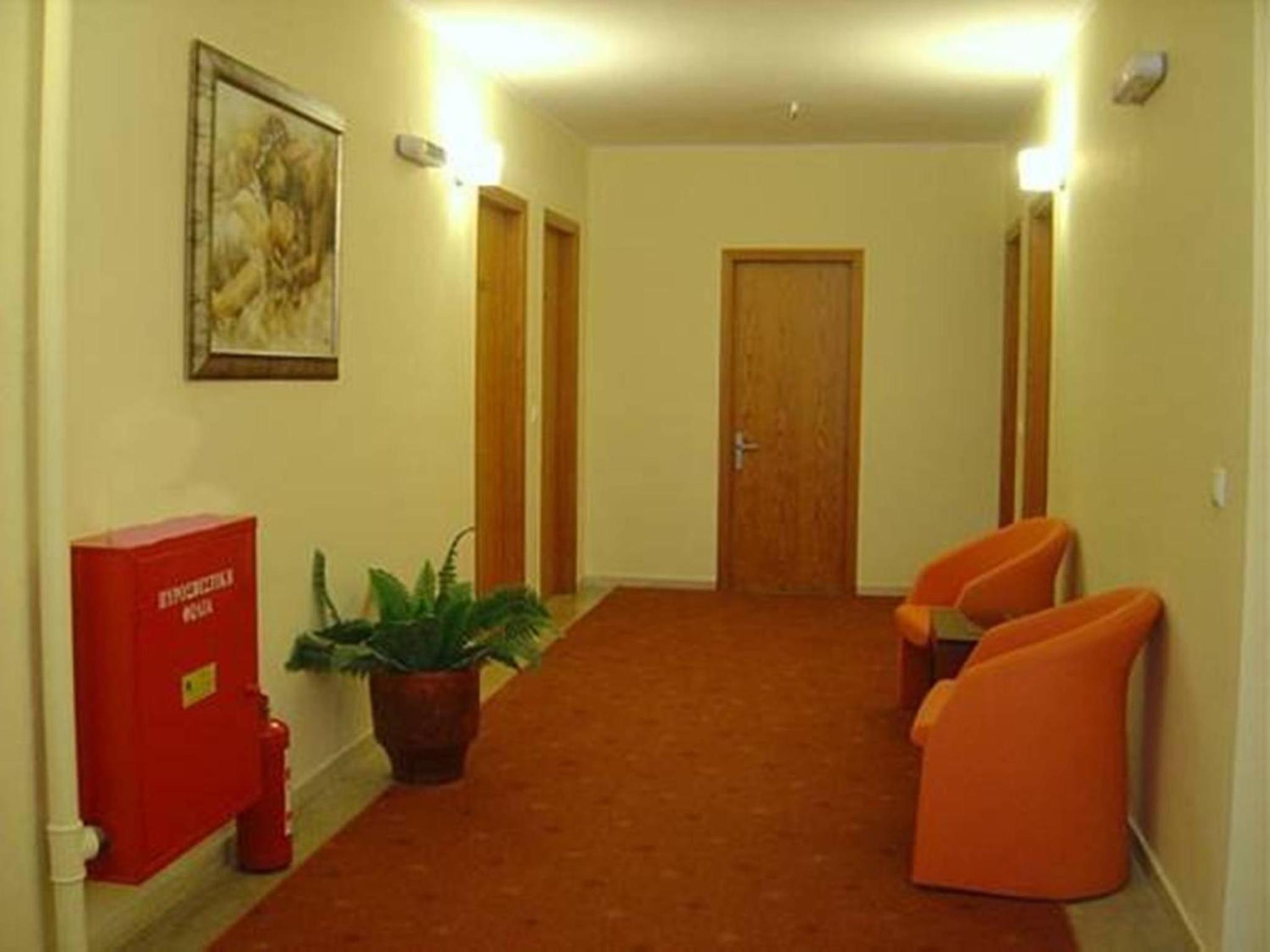 Elysee Hotel 23/48