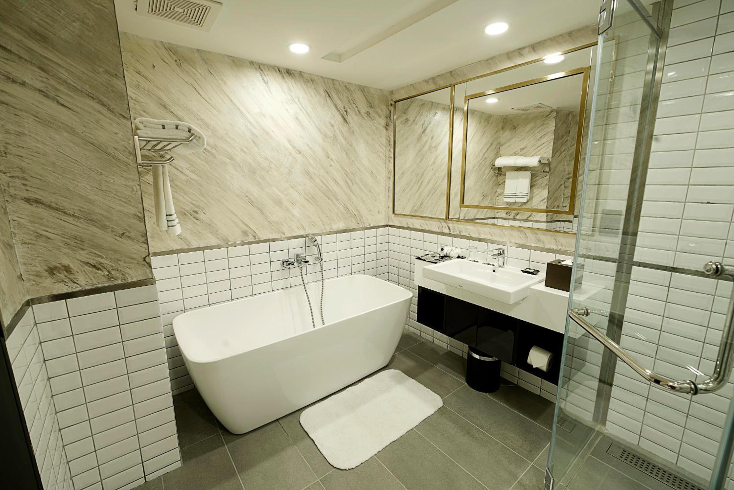 غرفة بريميير بسرير فردي، JAZZ HOTEL PENANG 5/7