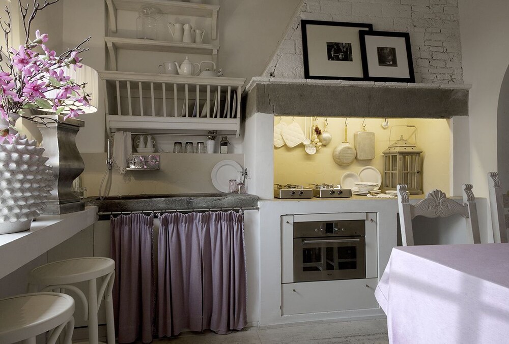 White Home 1/28