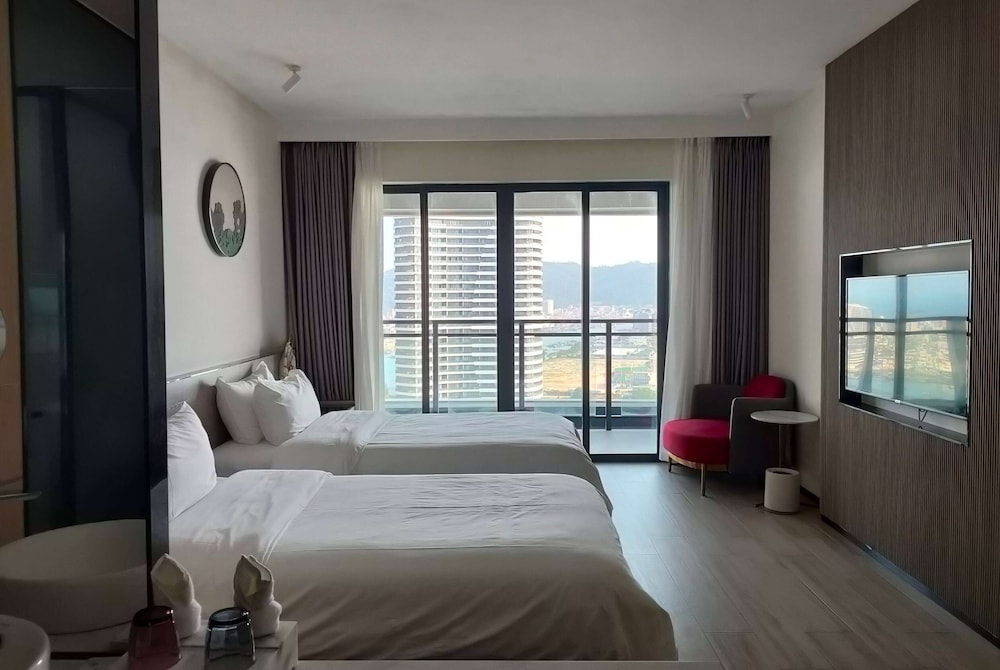 ROOM, TWIN BEDS, SEA VIEW