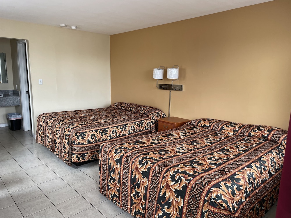 Sea Palace Motel 6/94