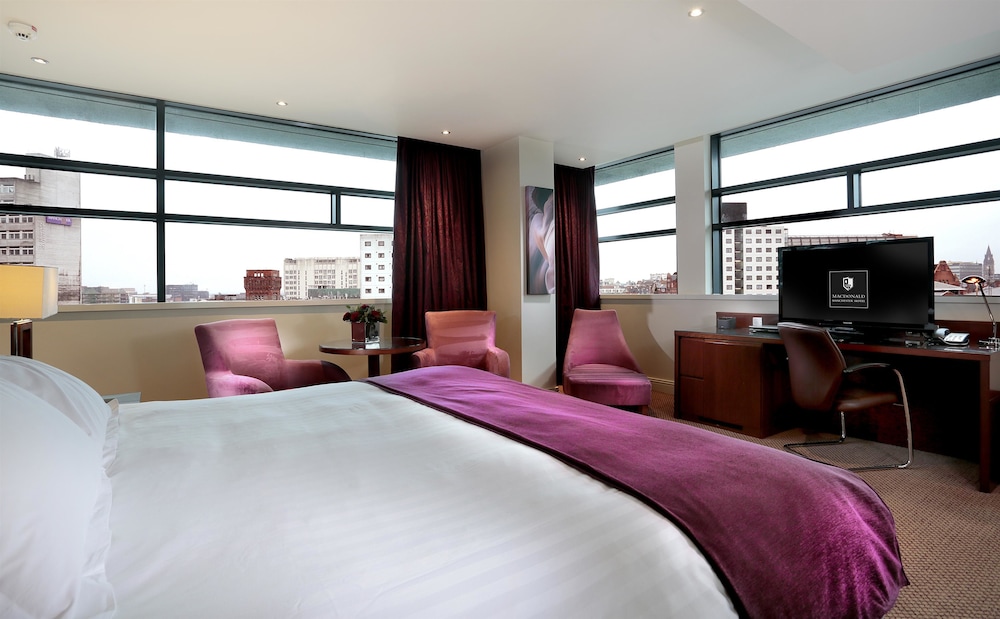 Manchester Piccadilly Hotel 11/39