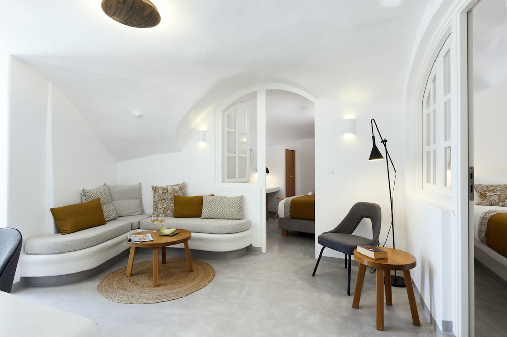 Filotera Suites 40/77