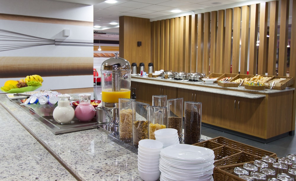 Ibis Cascavel 42/52