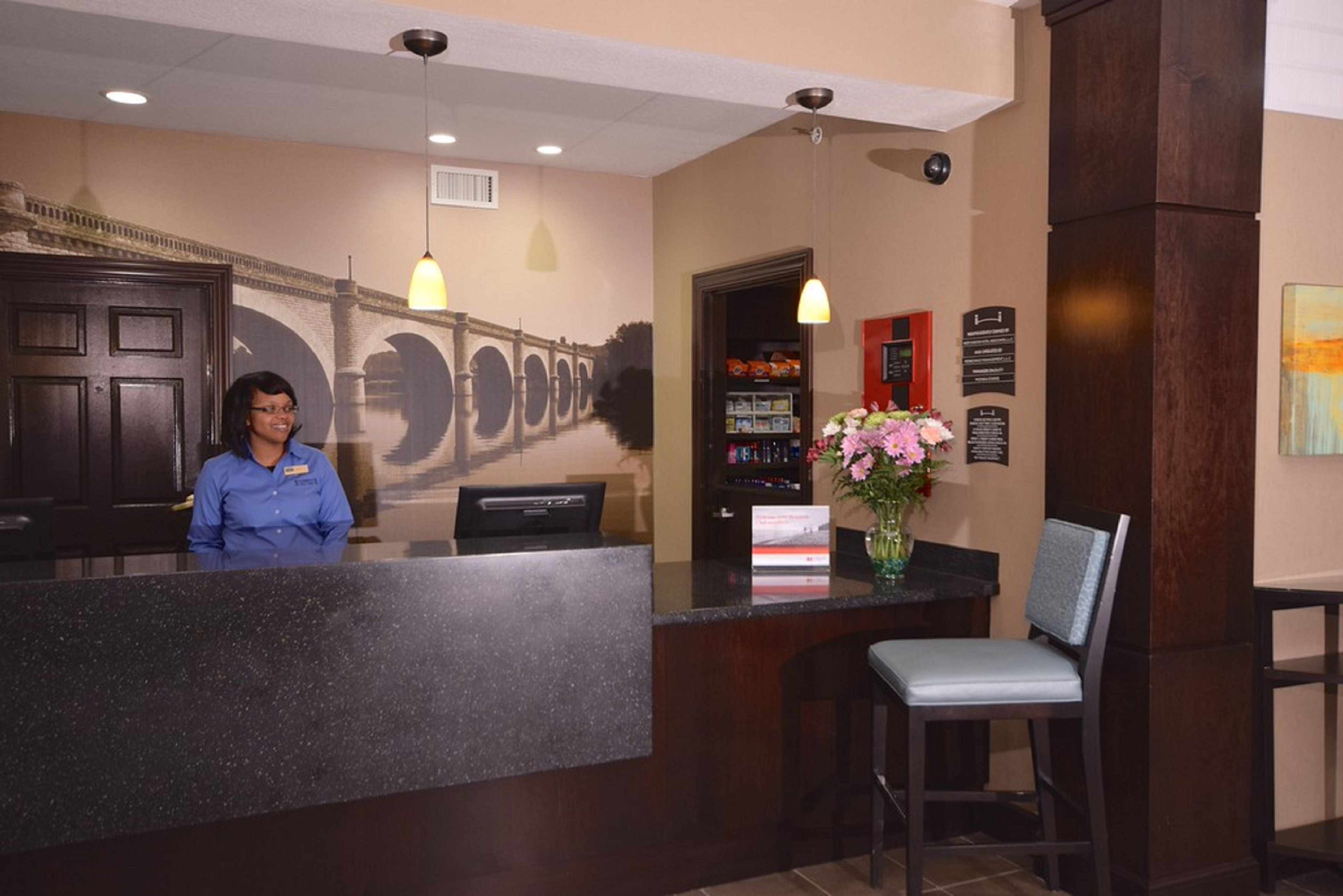 Staybridge Suites Cincinnati North Oh 6/69