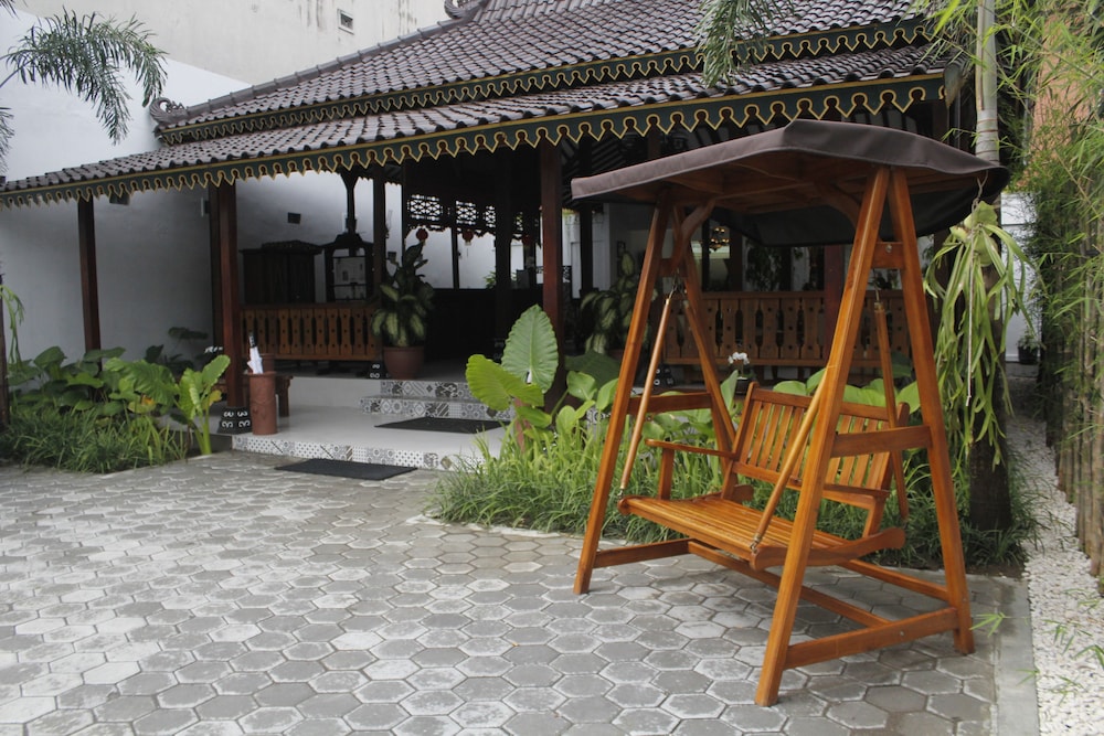 Diana Hotel Jogja 40/43