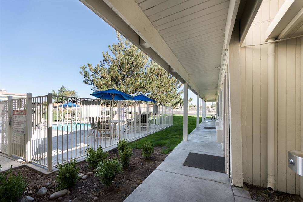 Motel6 Sparks, NV - Airport - Sparks 15/52