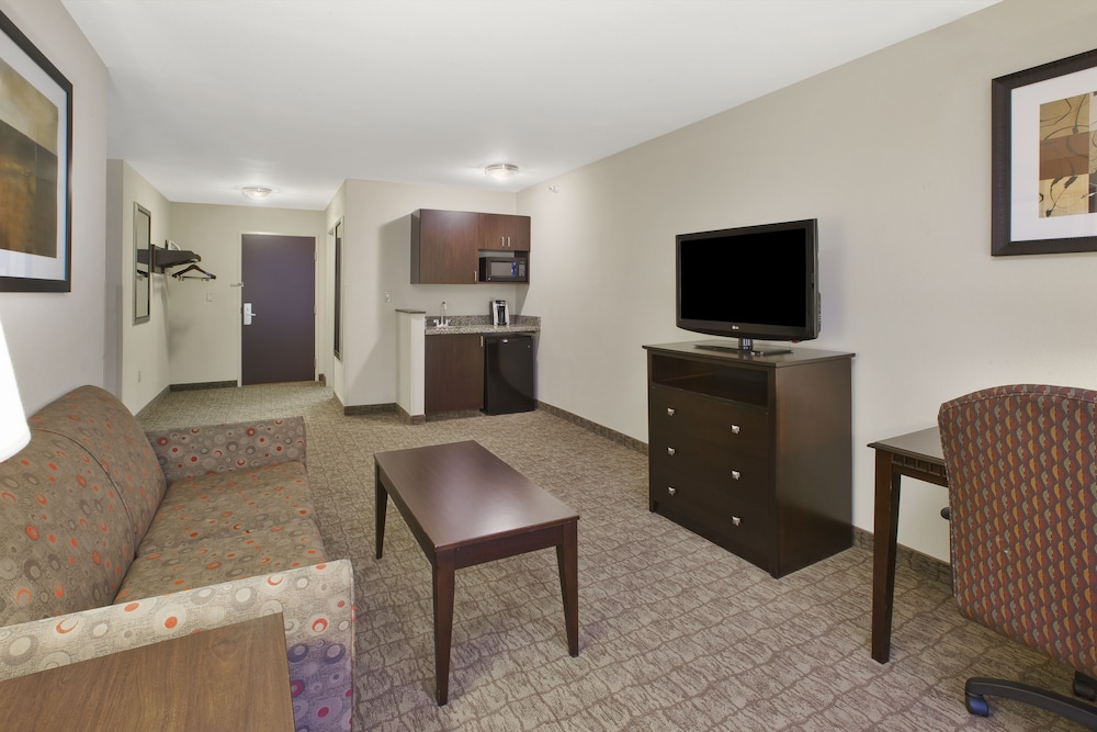 Holiday Inn Express Suites Wheeling 52/78