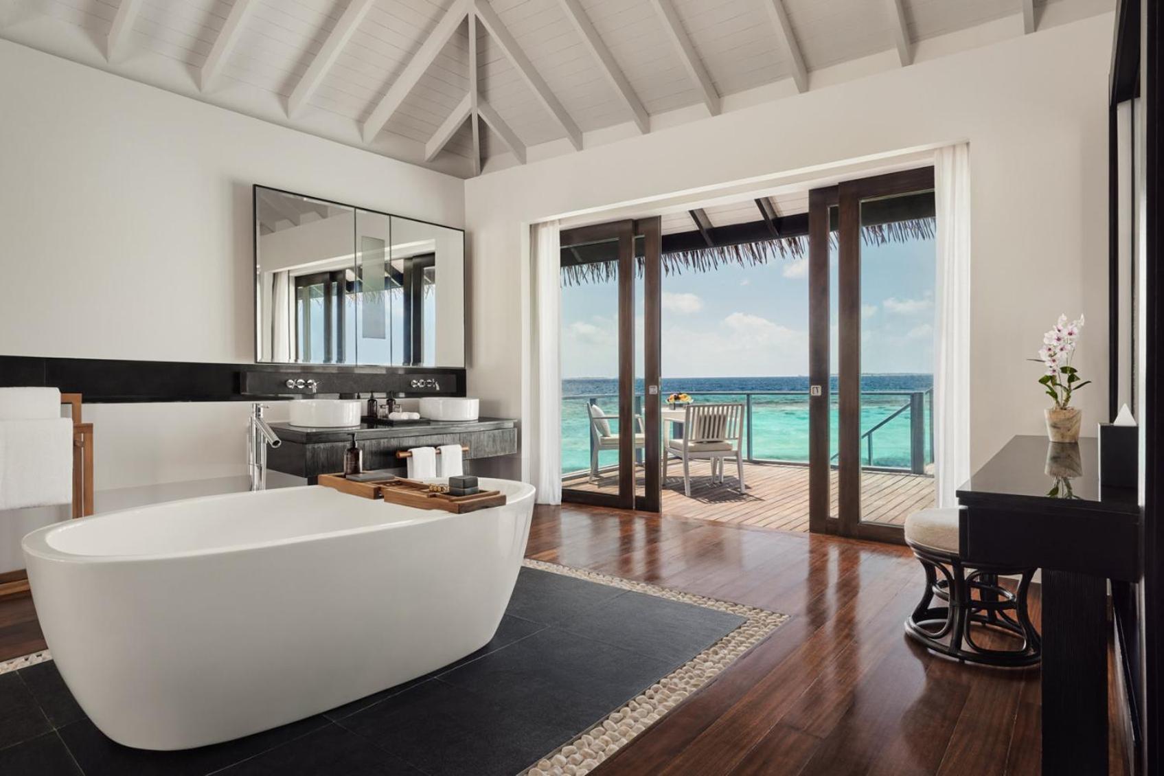 Overwater, Villa, Lagoon View, Accessible، Noku Maldives Vignette Collection 2/2