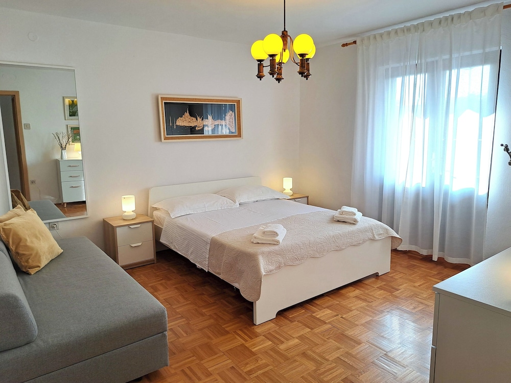 COCALETTO APARTMENTS 23/71