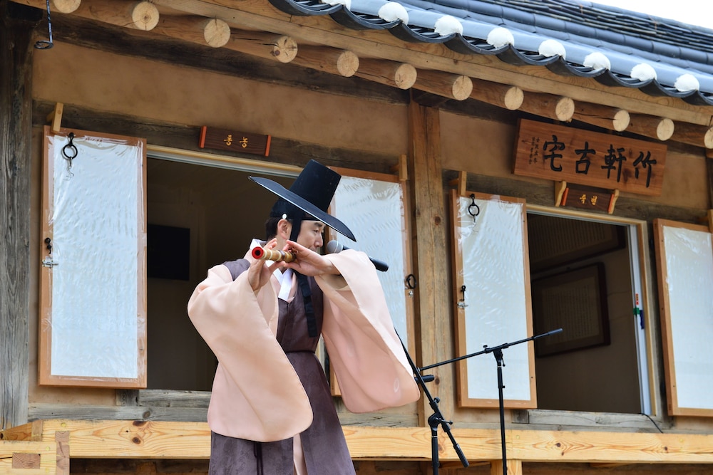 Jukheon Traditional House 11/50