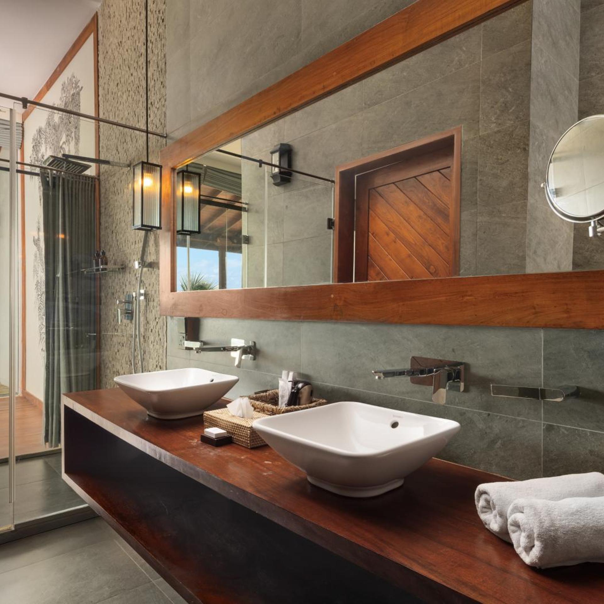 The Rockwall Boutique Hotel, Induruwa, Sri Lanka 49/50