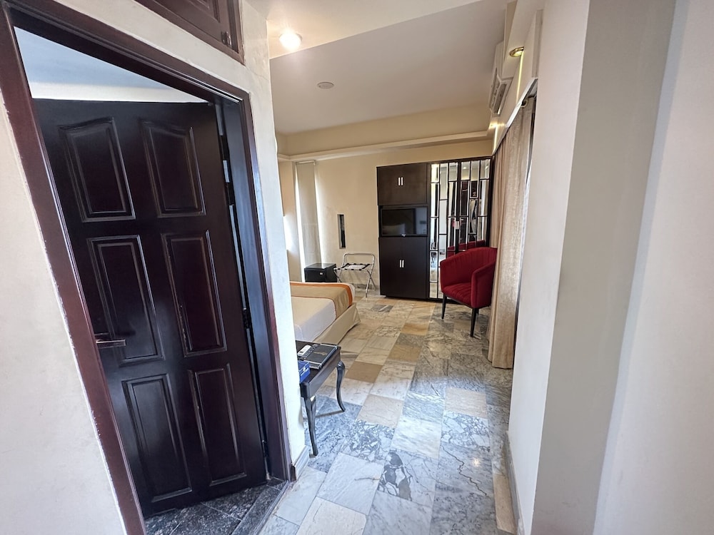 The Elite Residence Dhaka in DHAKA