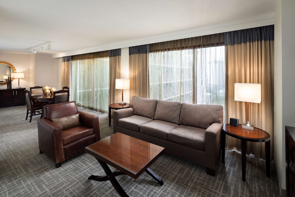 Hyatt Regency San Antonio Riverwalk 42/83