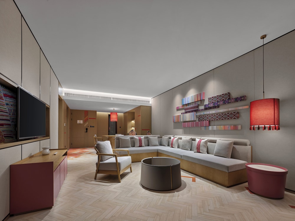 Banyan Tree Tengchong 56/81