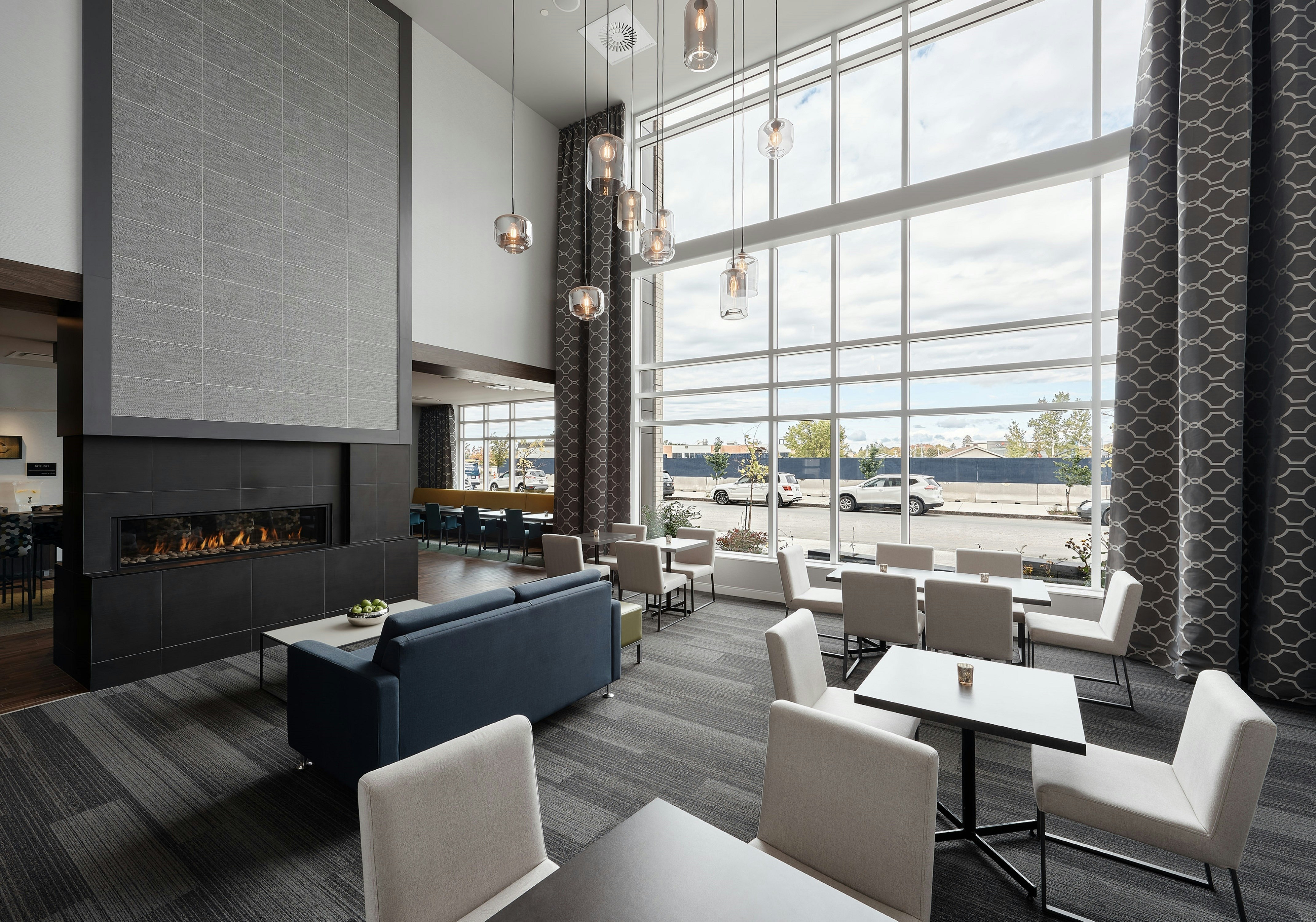 Hampton Inn and Suites By Hilton Quebec City Levis 7/24