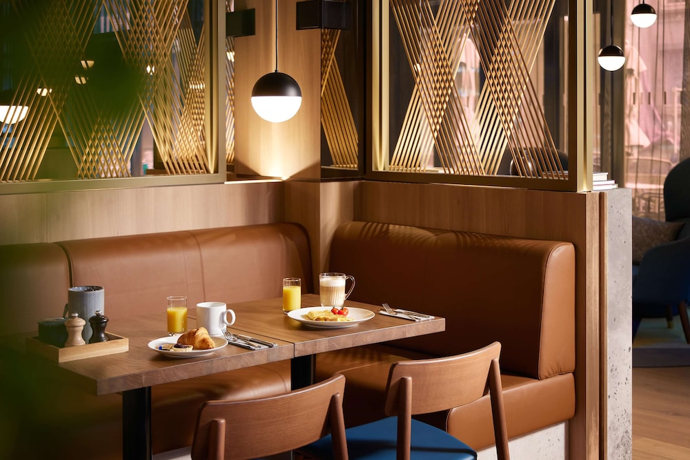 Adina Apartment Hotel Dusseldorf 37/50