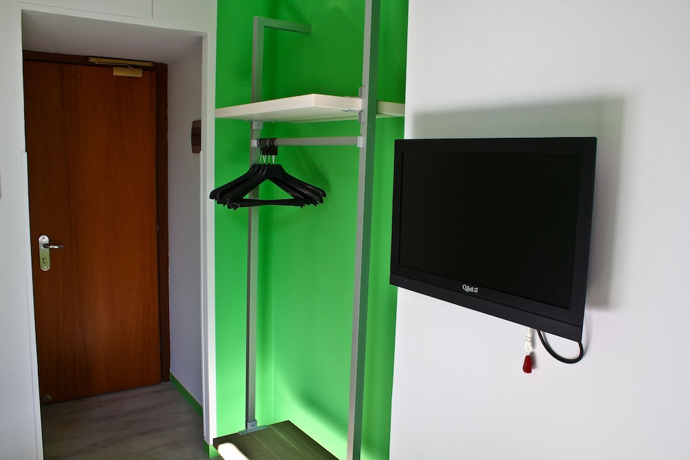Hotel Nologo 50/72