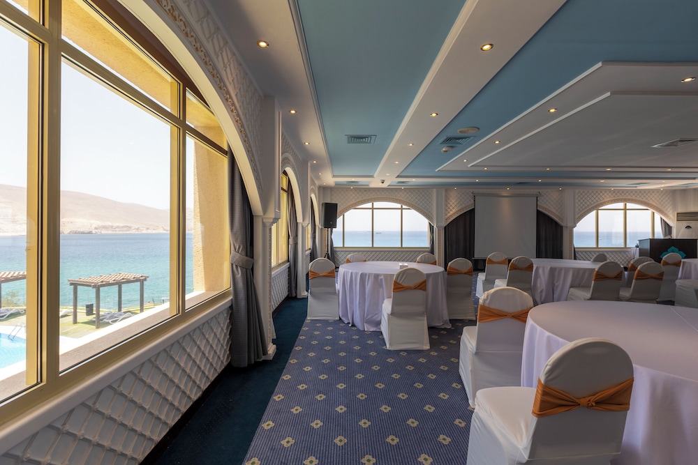 Azimut Hotel Khasab 29/42