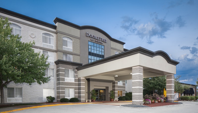 Hilton Garden Inn Des Moines Airport 73/78