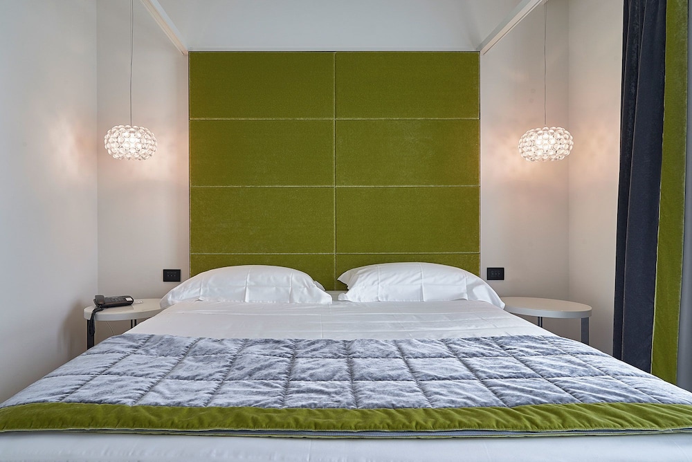 Link124 Hotel 11/65