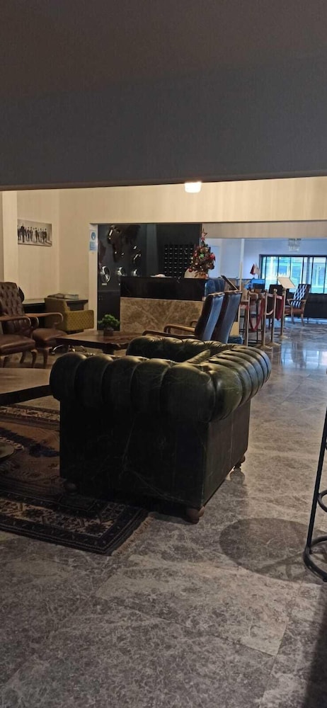 Ak Life Hotel & Suit 30/39