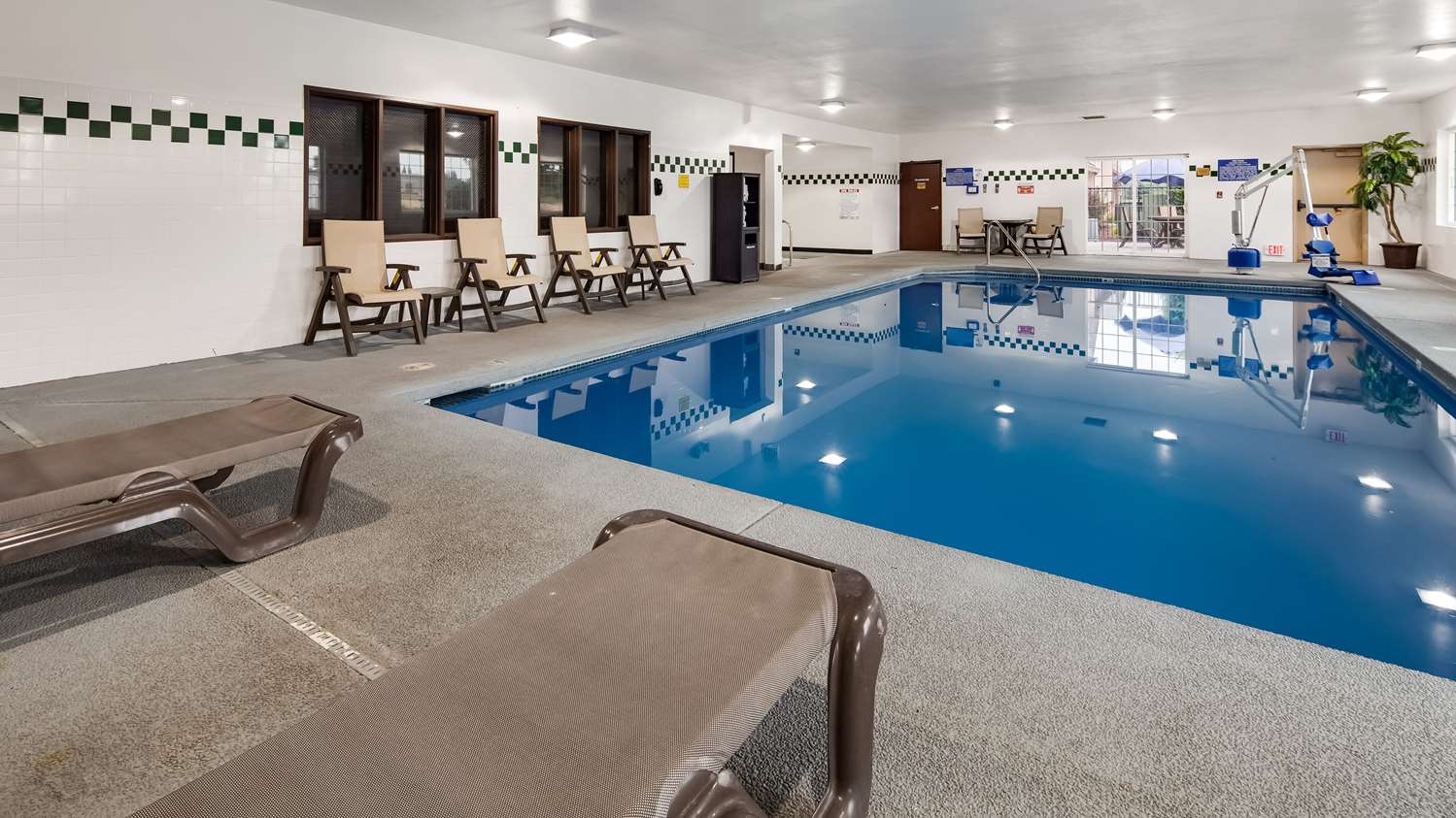 Best Western Rama Inn 31/42