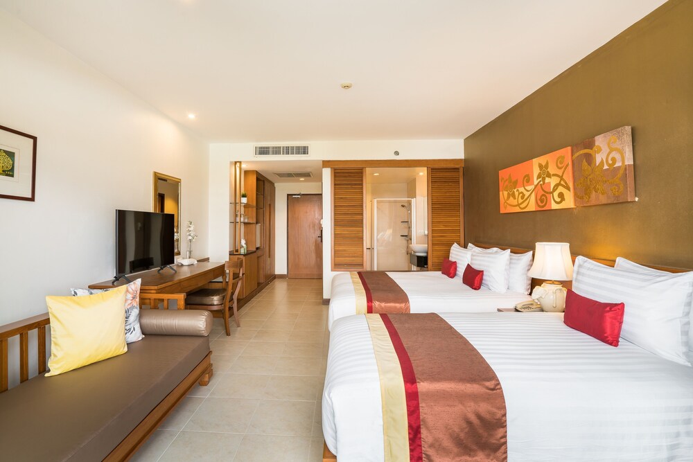 COSY BEACH HOTEL 16/50