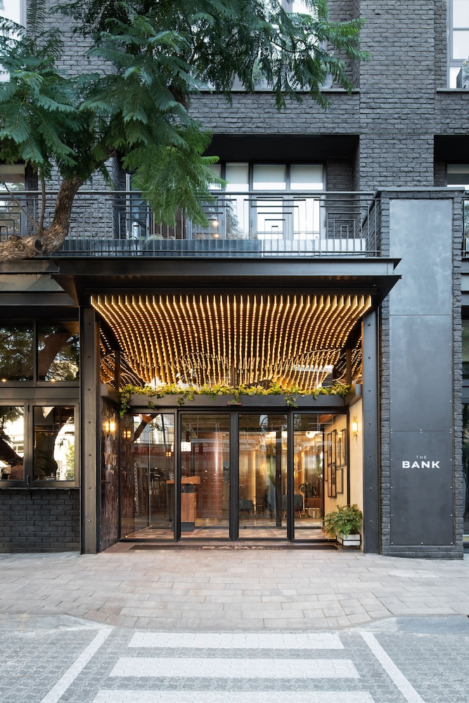 Hyde Johannesburg Rosebank 2/69