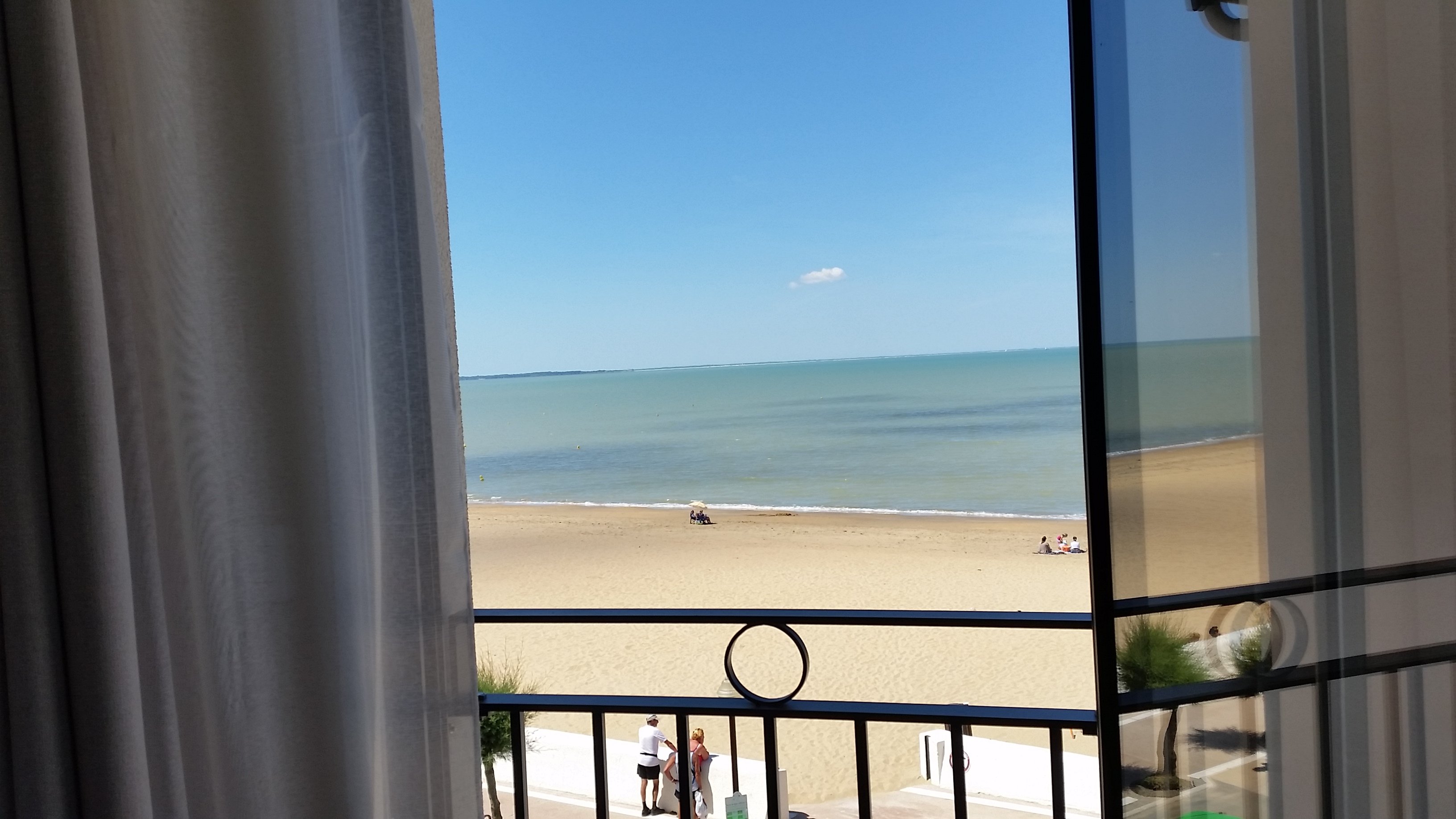 CLARION COLLECTION HOTEL LES FLOTS 21/27