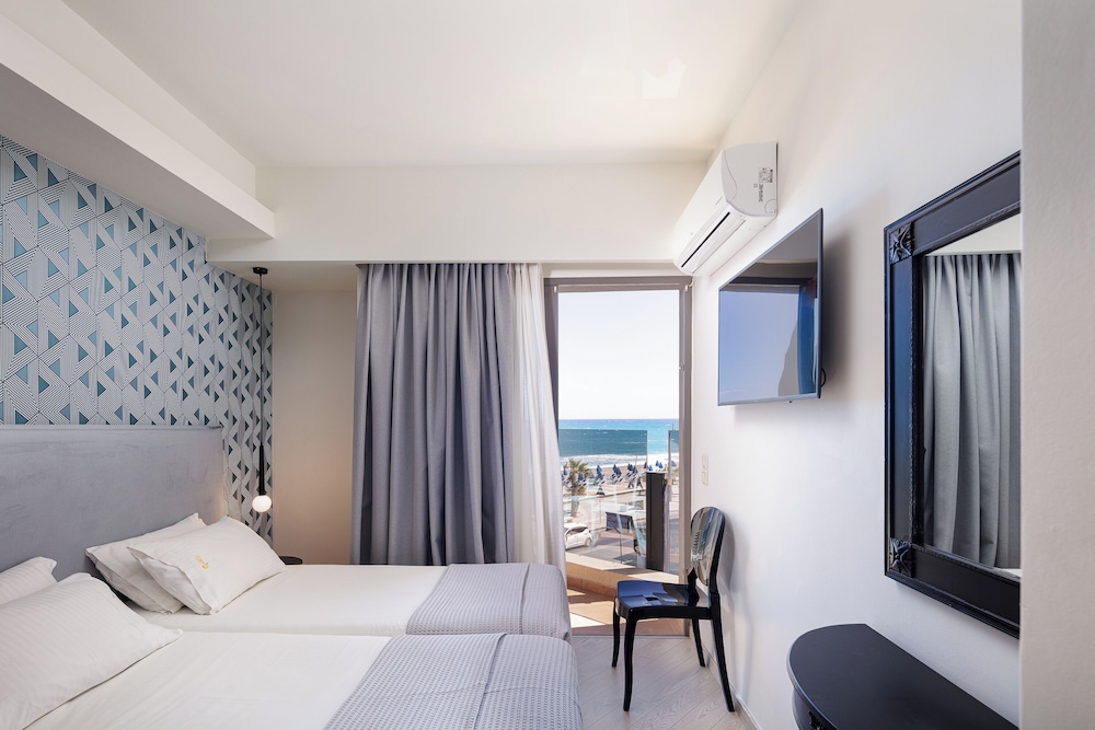 APARTMENT, SIDE SEA VIEW