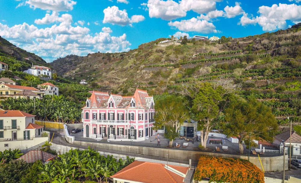 1905 Zinos Palace in PONTA DO SOL - MADEIRA