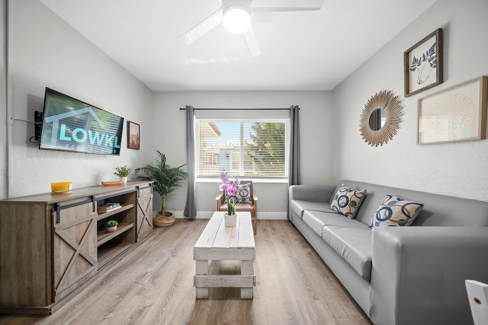 The Leeward Apartments By Lowkl 23/50