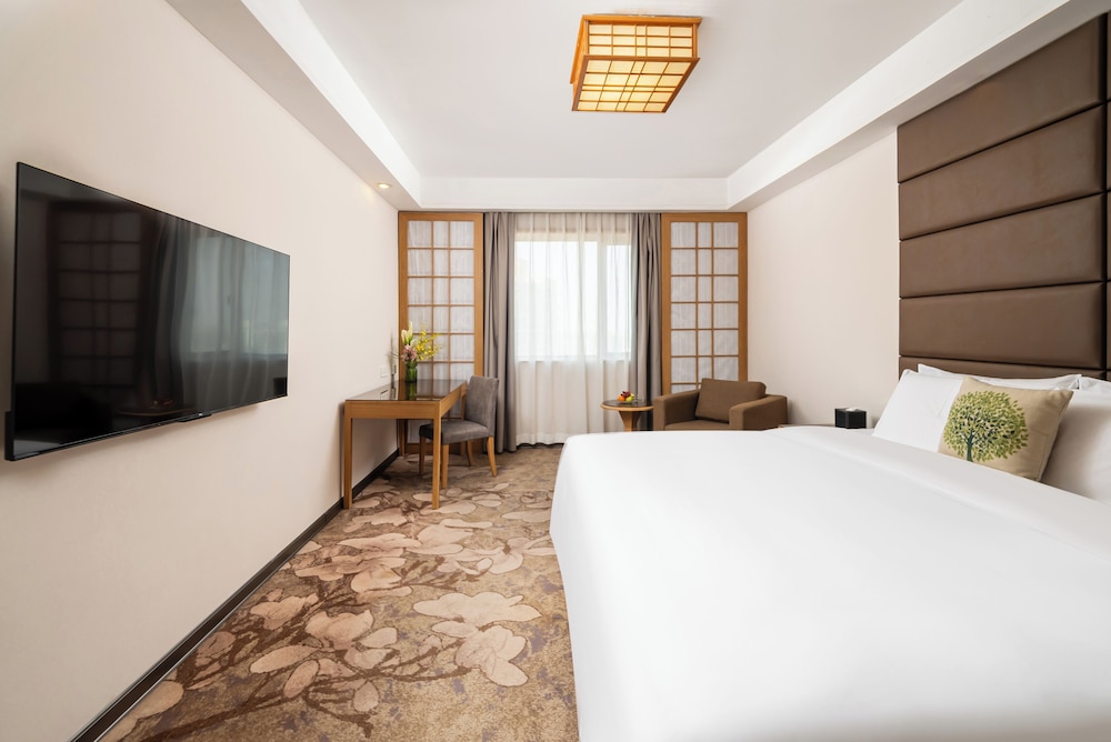 Guangdong Hotel Shanghai 14/38