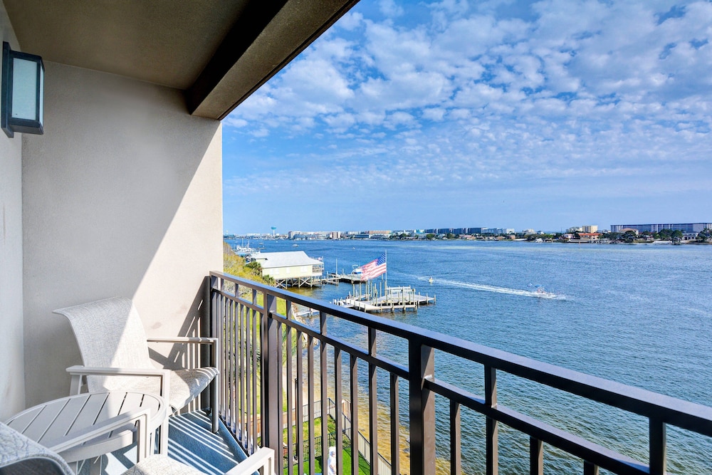 Residence Inn by Marriott Fort Walton Beach 32/66