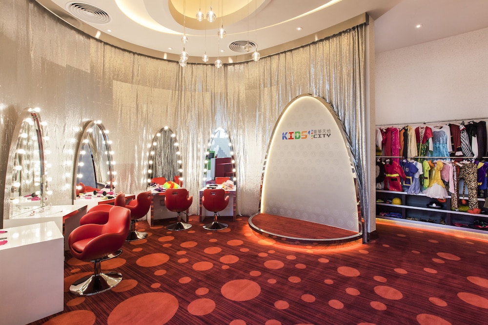 City Of Dreams - The Countdown Hotel 21/31