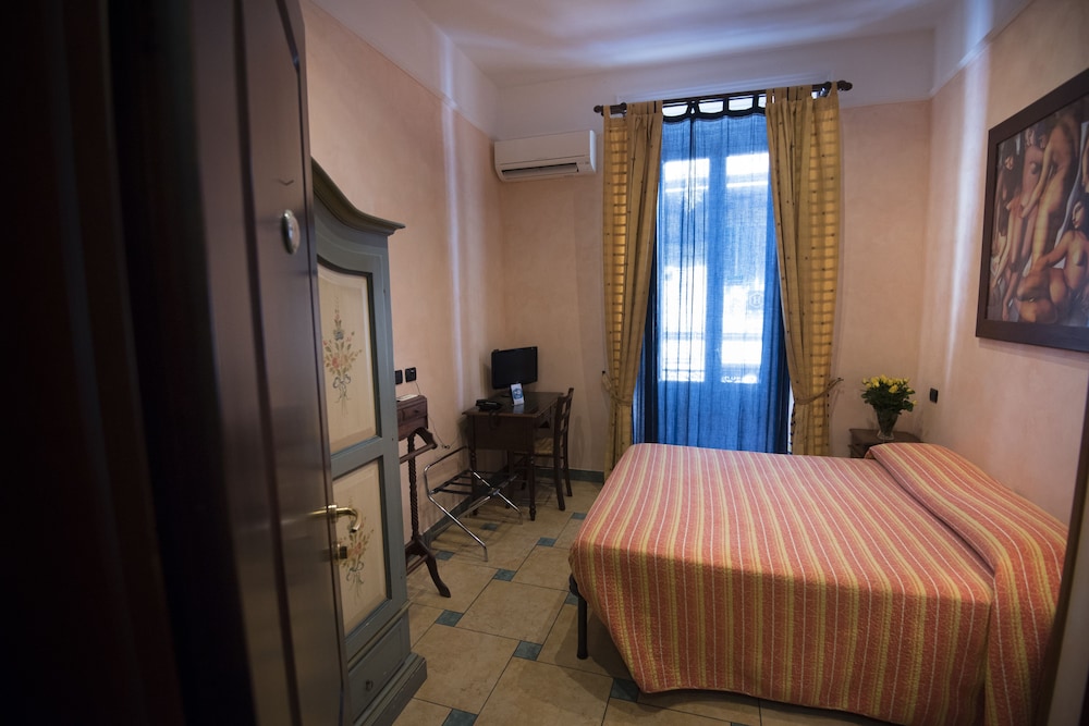 Schilizzi Hotel 6/50