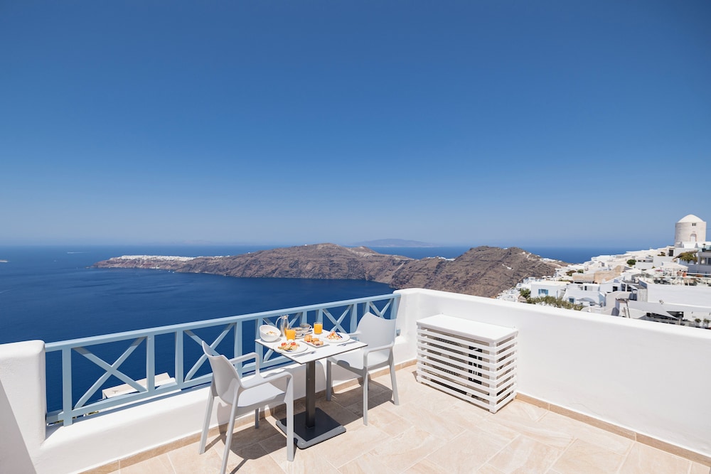 Absolute Bliss Imerovigli Suites 59/63