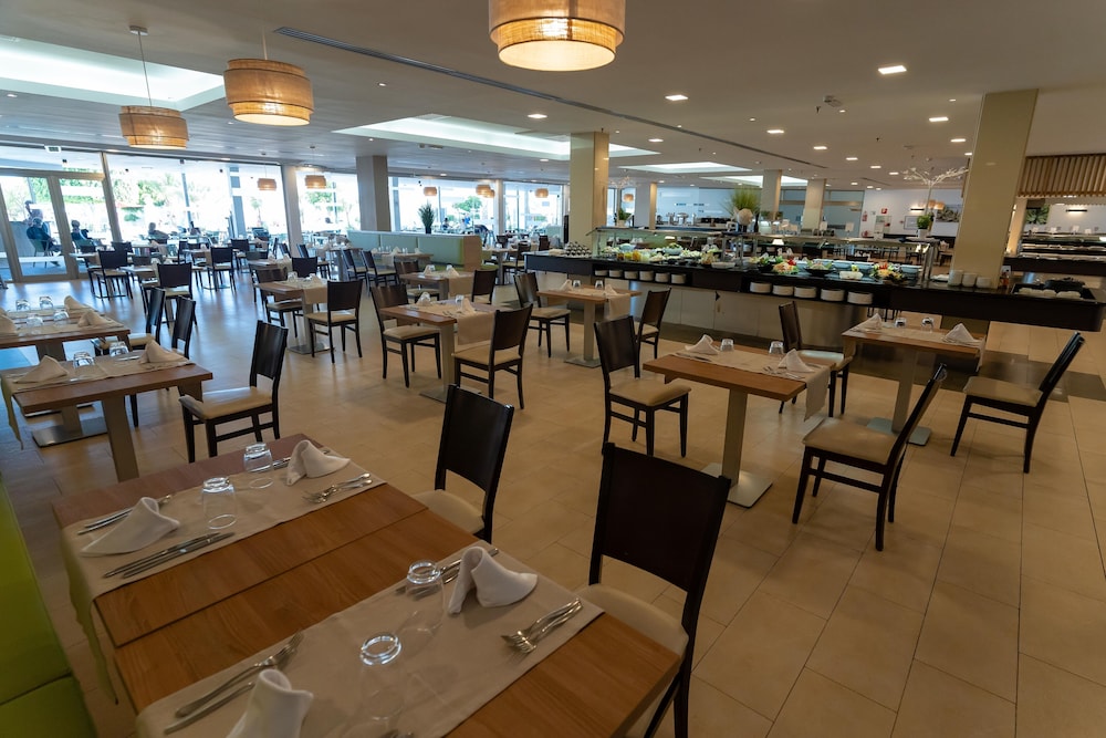 Lanzarote Village Hotel 45/69