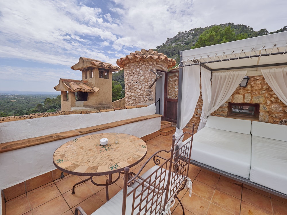 FINCA HOTEL ALBELLONS PARC NATURAL 60/70