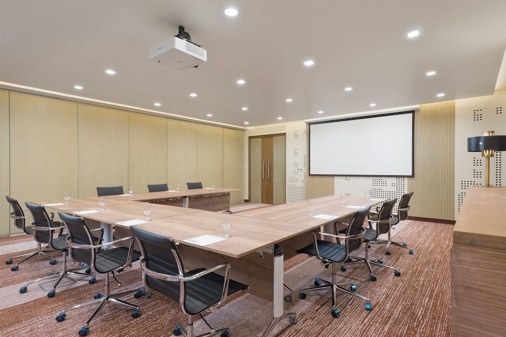 IntercityHotel Bawshar 46/62