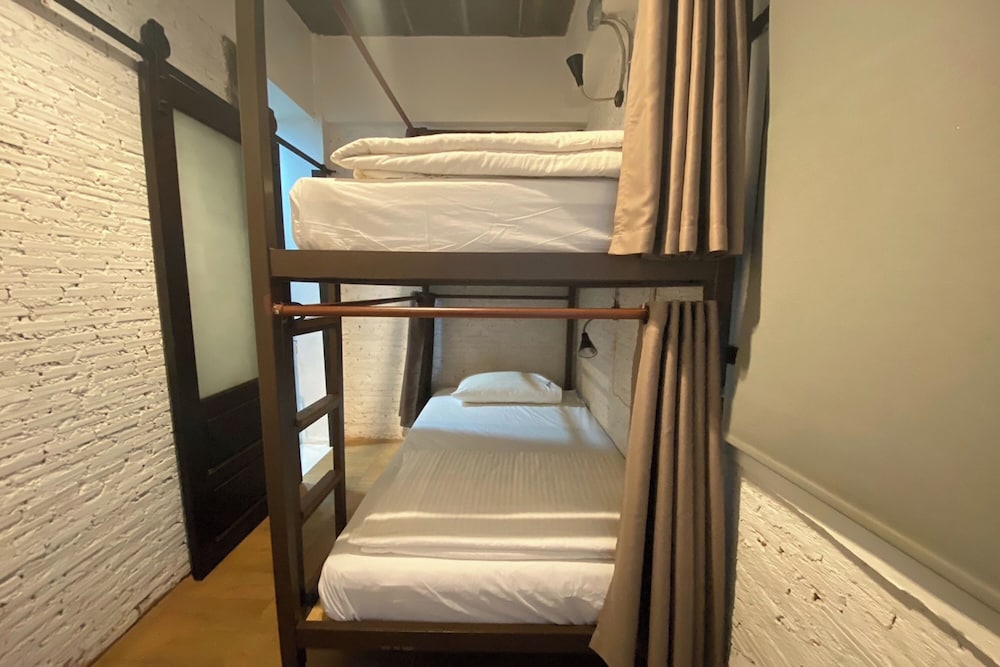 غرفة بأربعة أسرّة وسرير بطابقين، Yindee Travellers Lodge 3/5
